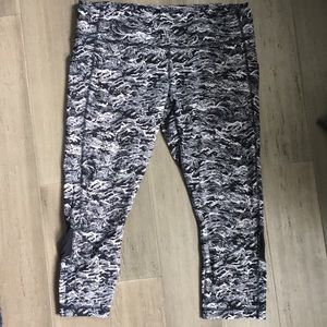 Lululemon pace rival crop size 12 euc